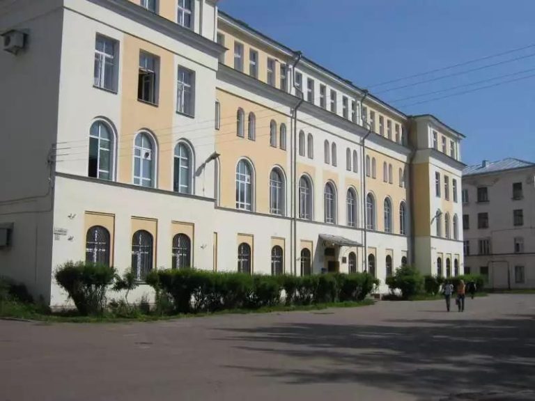 Lomonosov Pomor Dövlət Universiteti: Tədris Proqramlar, İxtisaslar